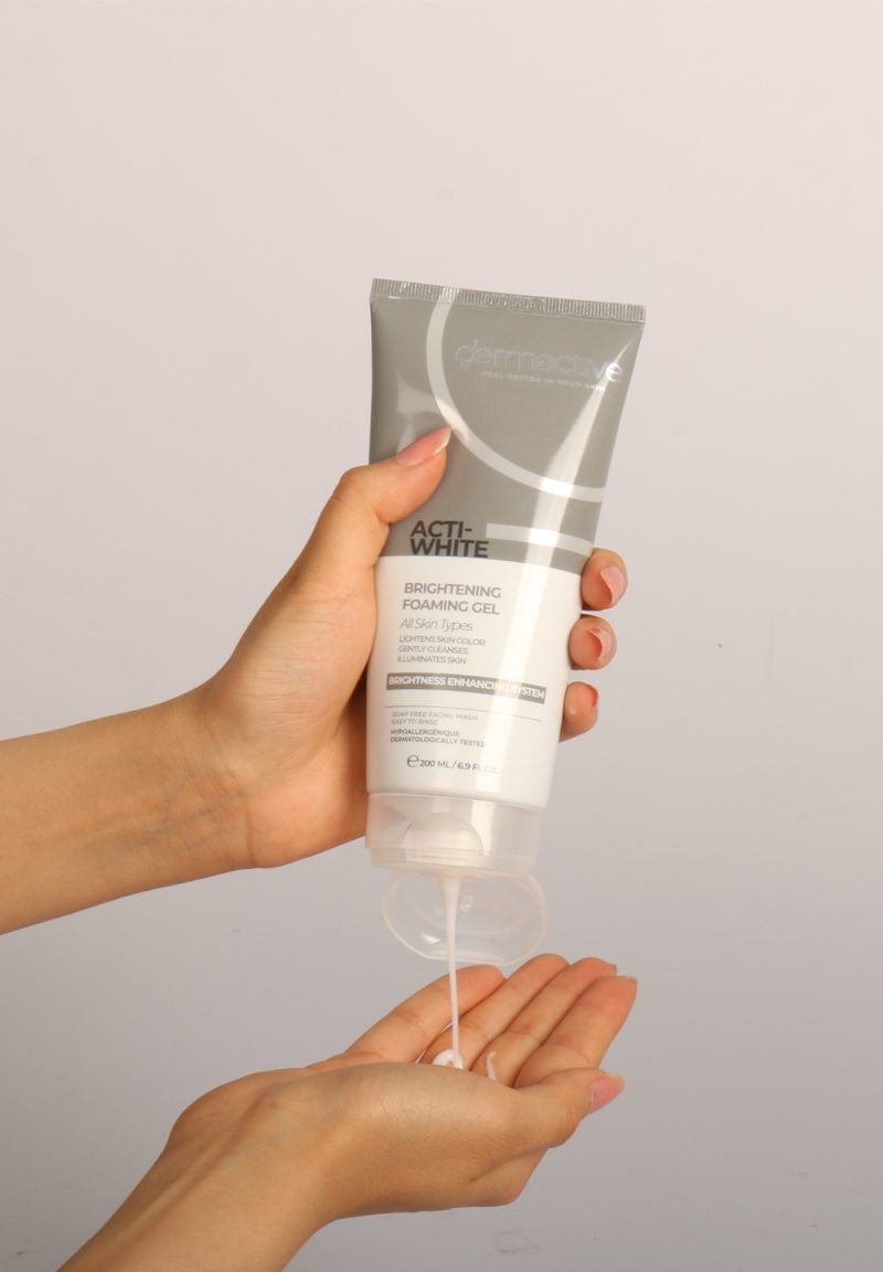 DERMA ACTIVE ACT-WHITE BRIGHTENING FOAMING GEL